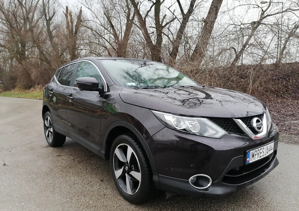 Nissan Qashqai cena 40000 przebieg: 59695, rok produkcji 2015 z Ozimek małe 92